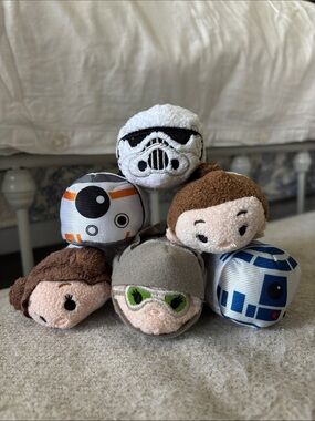 Disney tsum tsum Star Wars & Finding Nemo Lot